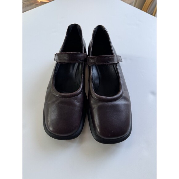ECCO Women's Brown Leather Mary Jane Flats EU 37 US Size 6 to 6.5 - Picture 1 of 10
